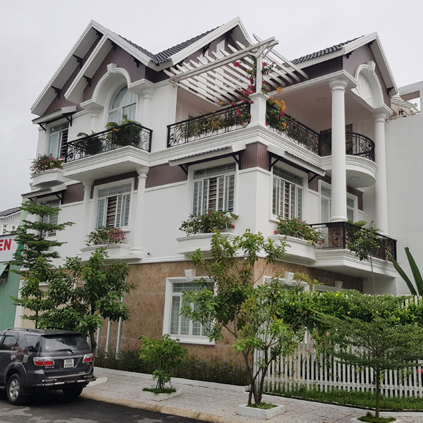Biệt thự tân cổ điển: Chú Khoa (Tp. Thủ Đức)